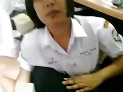 Salchicha, sexo oral ...